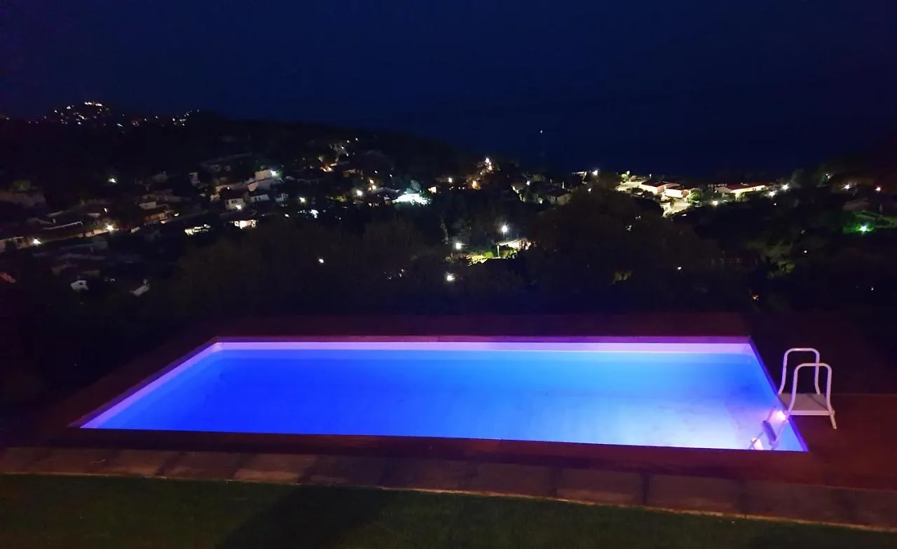 Villetta Con Piscina Panoramica Belvedere Mari Pintau ジェレメアス